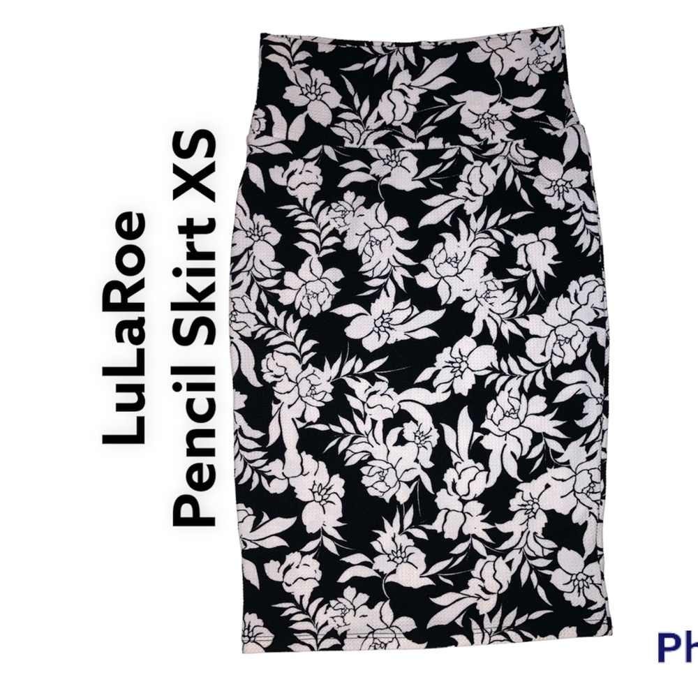 LuLaRoe Cassie Pencil Skirt EUC Size XS